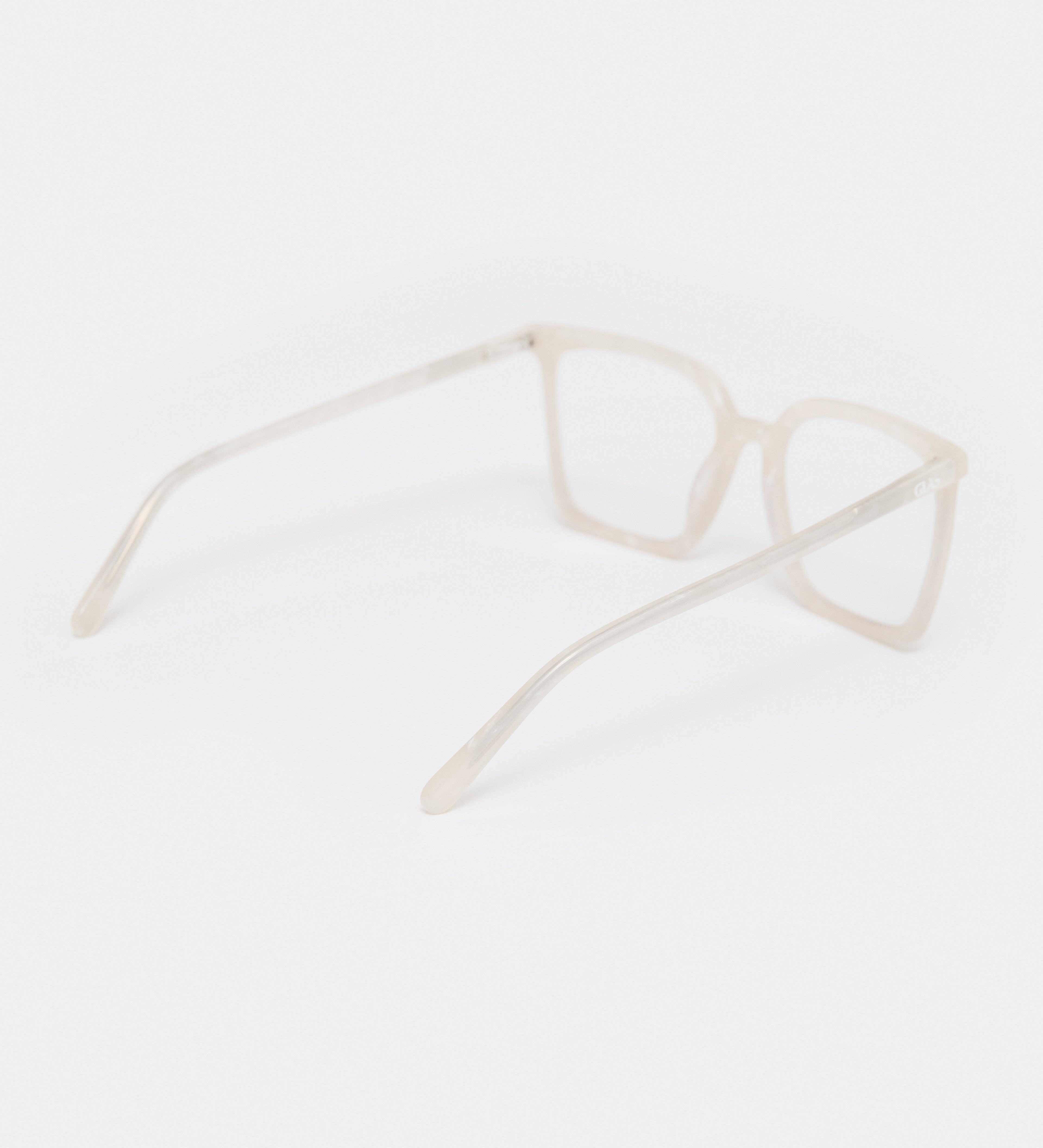 Adella White Opal Blue light