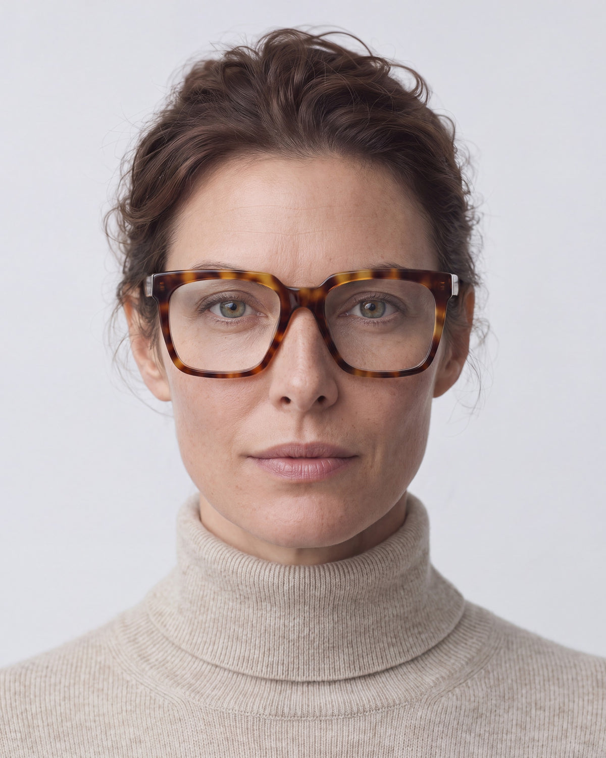 Therese Light Brown Blue Light, worn