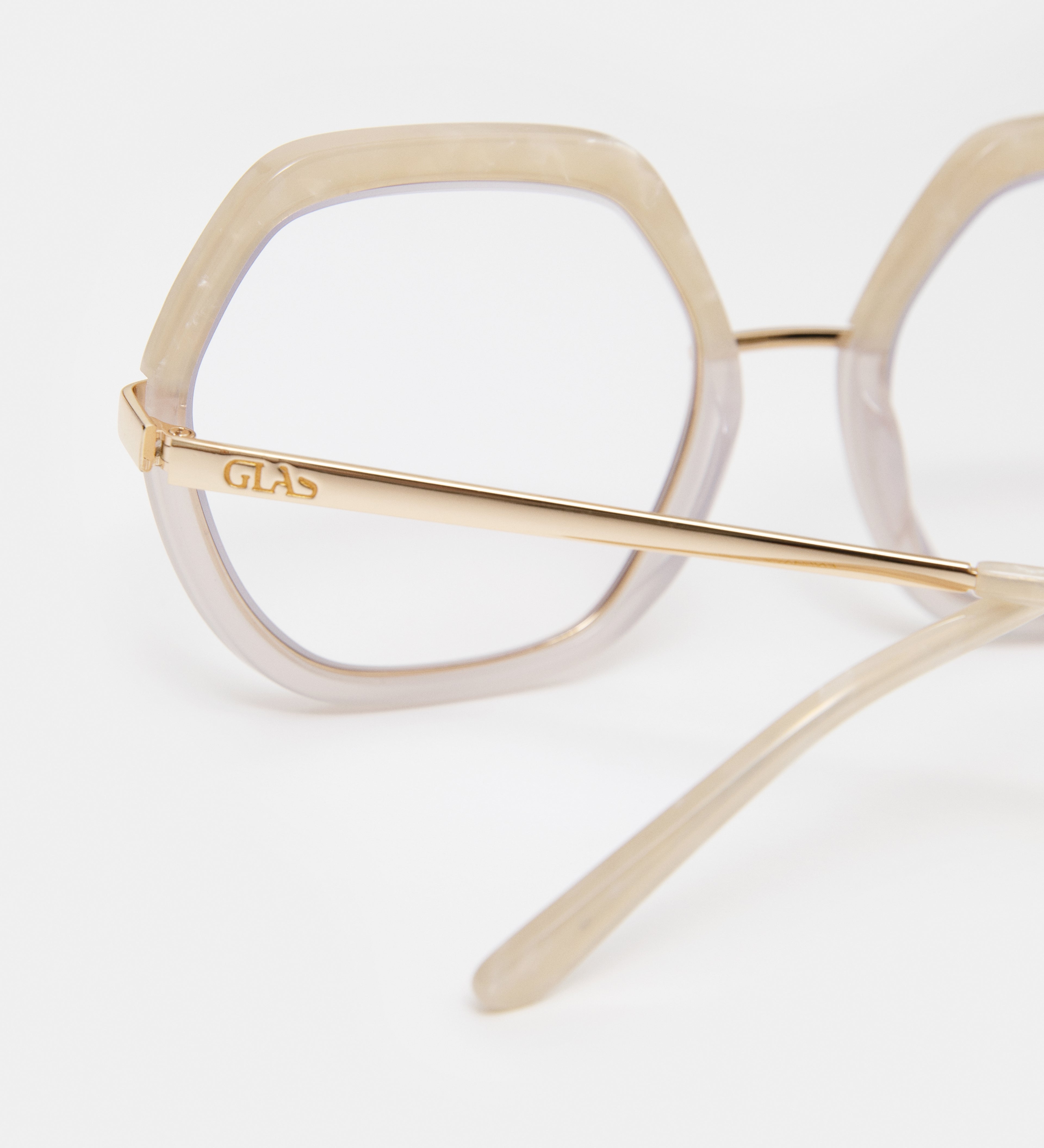 Marlene Almond Blue Light