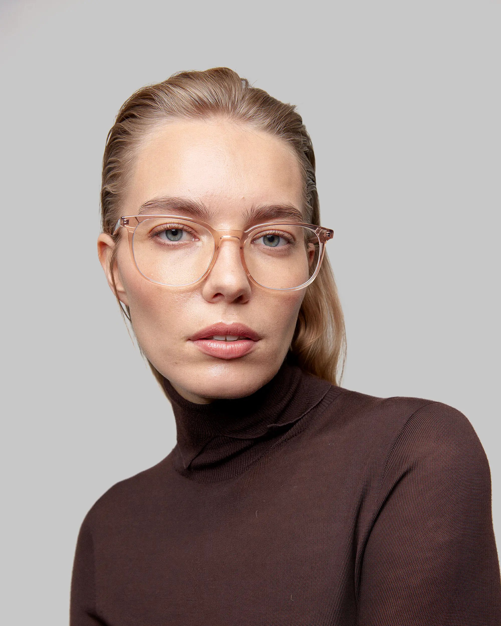 Molly Powder Pink Blue Light